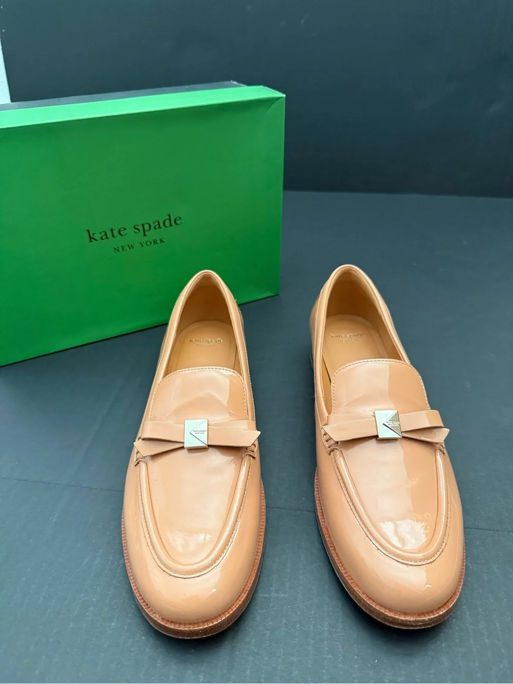 kate spade Beige Bow Leather Loafers Size 11 NEW